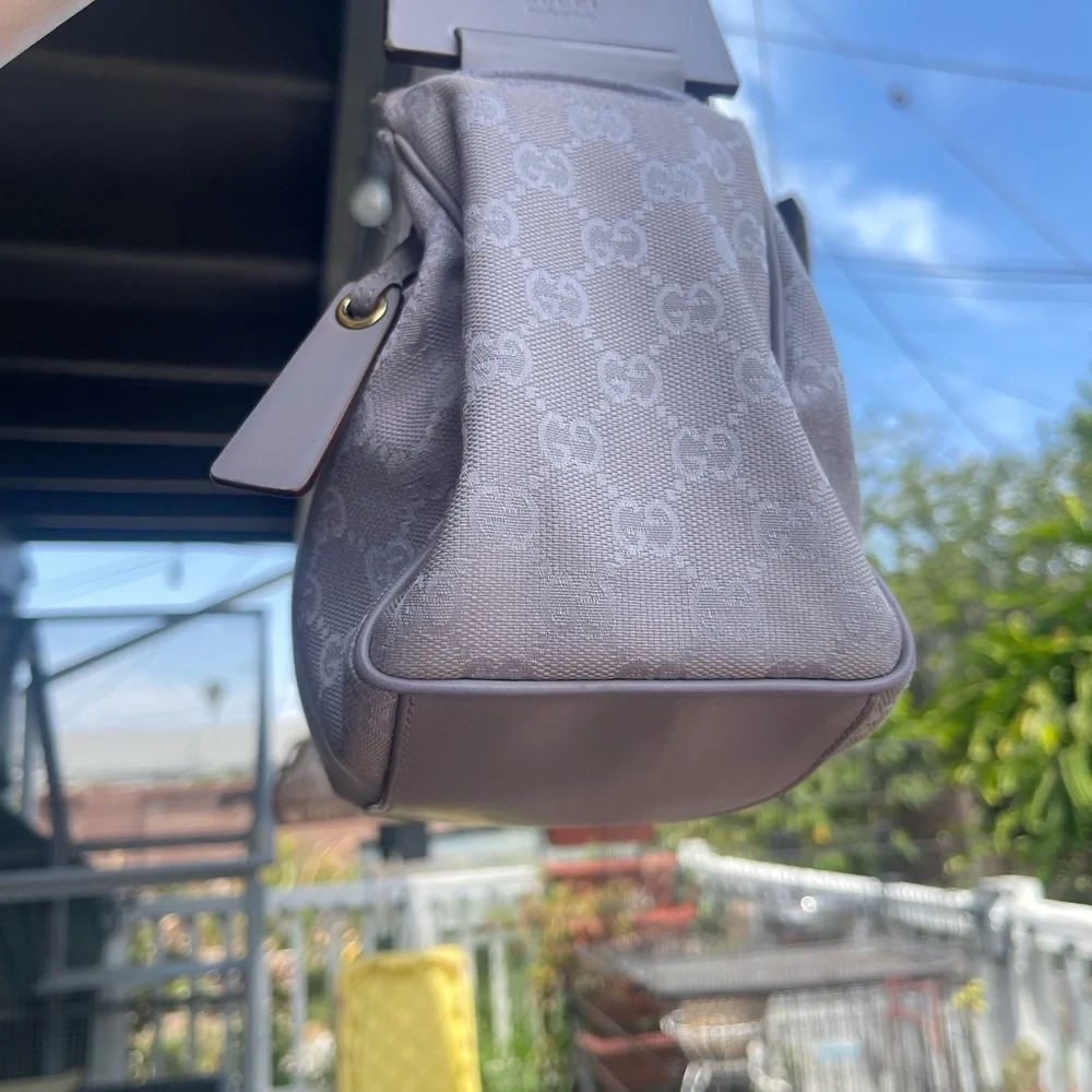 Gucci Lavender Shoulder Bag - Picture 6 of 12